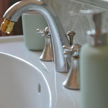 Bed & Breakfast Cyparus Venarotta