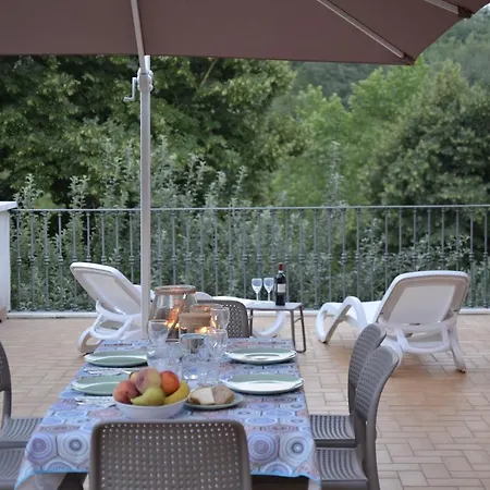 Cyparus Bed & Breakfast