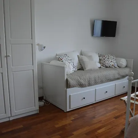 Bed & Breakfast Cyparus Venarotta