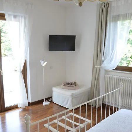 Cyparus Bed & Breakfast