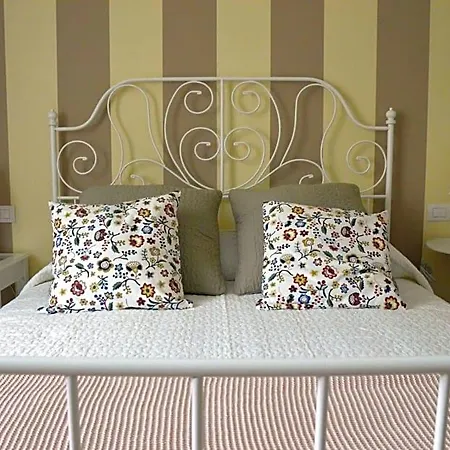 Cyparus Bed & Breakfast 3*